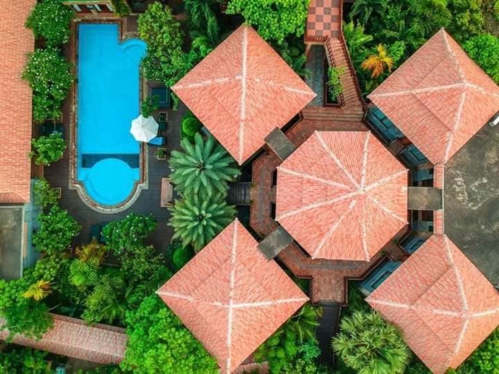 Model Temple Villa Siem Reap Exterior photo